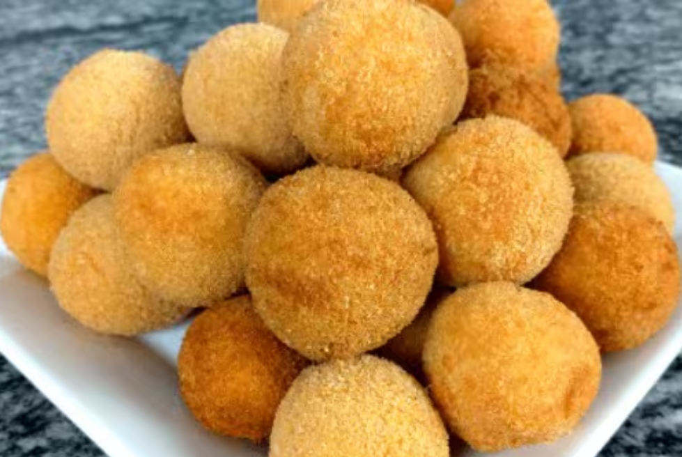5 Bolinha Queijo